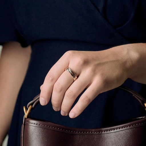 Bague 62 BULGARI - Bague trois ors articulées 58 Facettes VILLEF0057