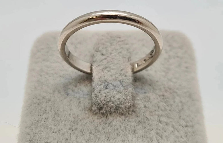Bague 50 Bague en platine et or blanc 18 carats 58 Facettes