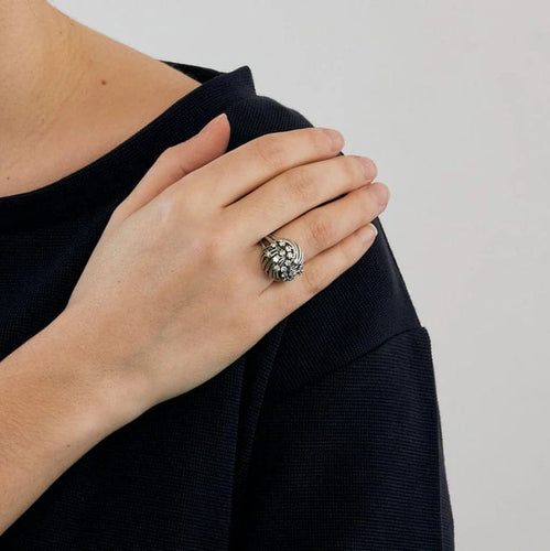 Bague 48 Bague or blanc sertie de diamants naturels 58 Facettes
