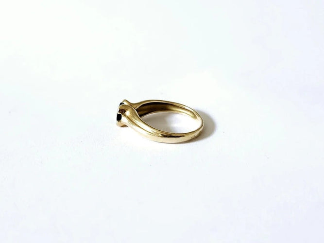 Bague 53 Bague godronnée en or jaune 18k saphir bleu et diamants 58 Facettes