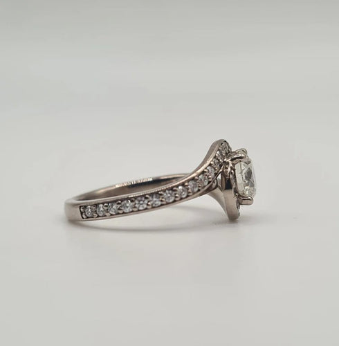 Bague 47 Bague or blanc diamants naturels 58 Facettes