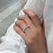 Bague 52 Alliance Américaine - Or blanc & Diamants 58 Facettes 250033SP