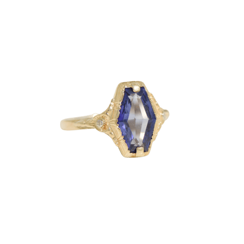 Bague 59 Bague ancienne en or jaune 14K avec saphir 58 Facettes 2481