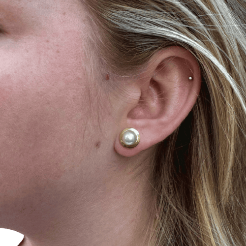 Boucles d'oreilles Boucles d'oreilles en or jaune 18 carats avec perles 58 Facettes D58E9815BB6846309162BD537BE070DD