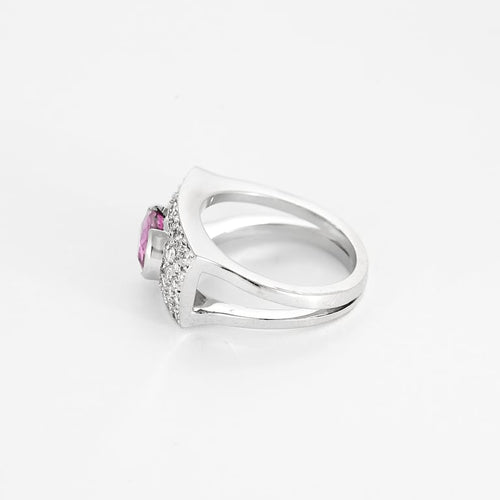 Bague 53 Bague en Or gris, diamants et saphir rose 58 Facettes ARL0991X2
