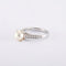 Bague 52 / Blanc/Gris / Or 750 Bague Solitaire Perle et diamants 58 Facettes 130136R-160047R