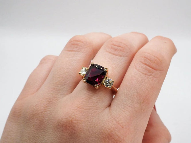 Bague 55 Bague or jaune, Grenat, Diamants 58 Facettes 4804