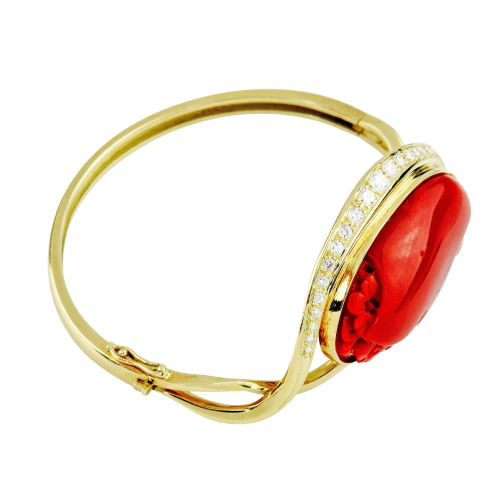 Bracelet Armband jonc en or jaune 750 avec corail gravé et diamants 58 Facettes 1852