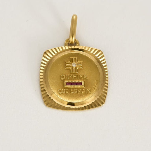 Pendentif AUGIS - Médaille d'Amour en or jaune, diamant et rubis de synthèse 58 Facettes LEN1898