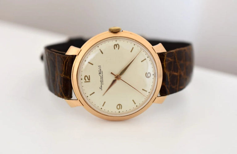 Montre IWC - Montre homme Jumbo « Shark Fin » en or rose 18 carats 58 Facettes IWC-300