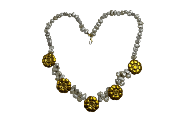 Collier Collier - Perles et marguerites en or jaune 18 carats 58 Facettes