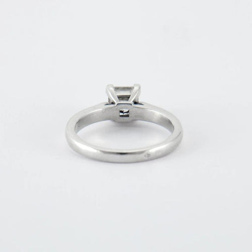 Bague 51 Bague en or blanc & diamants 58 Facettes