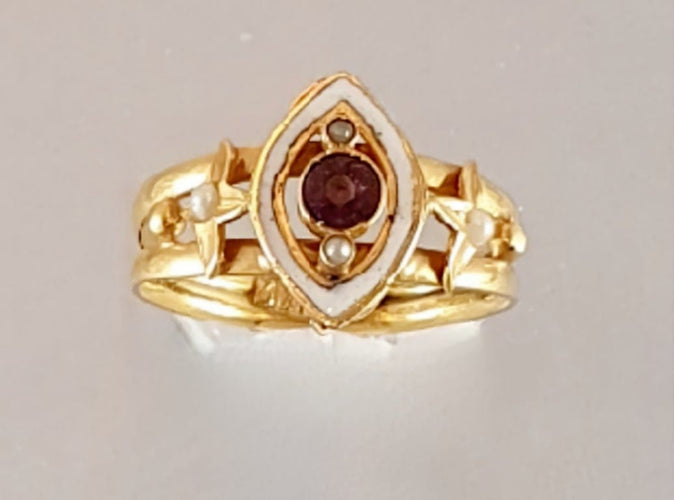 Bague 62 BAGUE ANCIENNE MARQUISE EMAIL AMETHYSTE PERLES 58 Facettes R 750 Rie