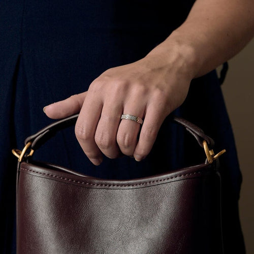 Bague 52 GUCCI - Icon  - Bague en or gris et diamants 58 Facettes ROD4447X3