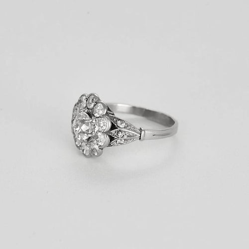 Bague 51,5 Bague marguerite en or blanc 18k, platine et diamants 58 Facettes LJ25-330