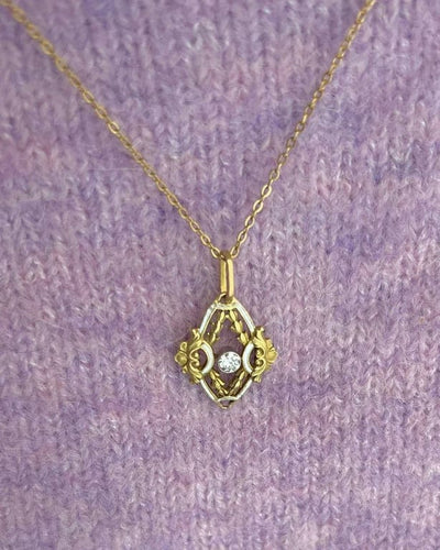 Pendentif Pendentif Art déco en or jaune 18 carats, émail et diamant 58 Facettes