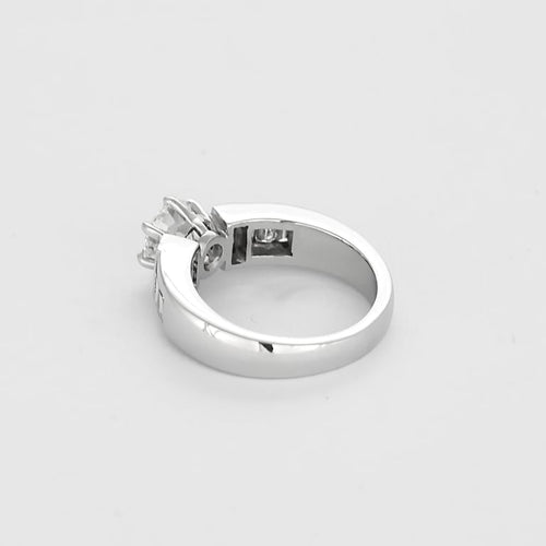 Bague 49.5 Bague Solitaire en or blanc et diamants 58 Facettes B250689