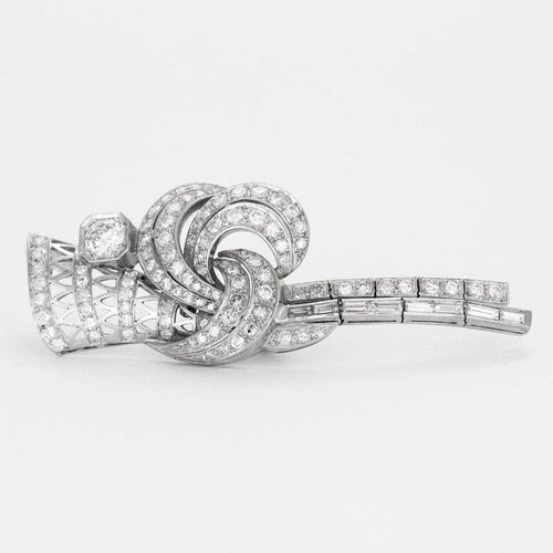 Boucles d'oreilles Boucles d'oreilles clips en platine et diamants taille brillant et baguette 58 Facettes AB34