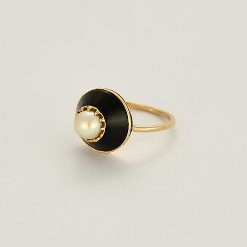 Bague 51 Bague en Or jaune, Onyx et perle 58 Facettes VAN0760X3
