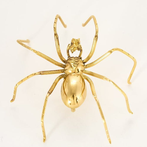 Broche Broche en or jaune à motif d'araignée 58 Facettes ANG0995