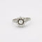 Bague 65 Bague Fleur en Or Gris, Diamants 58 Facettes LOT 2840