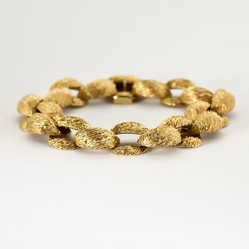 Bracelet Bracelet en or jaune ciselé 58 Facettes SOI3768