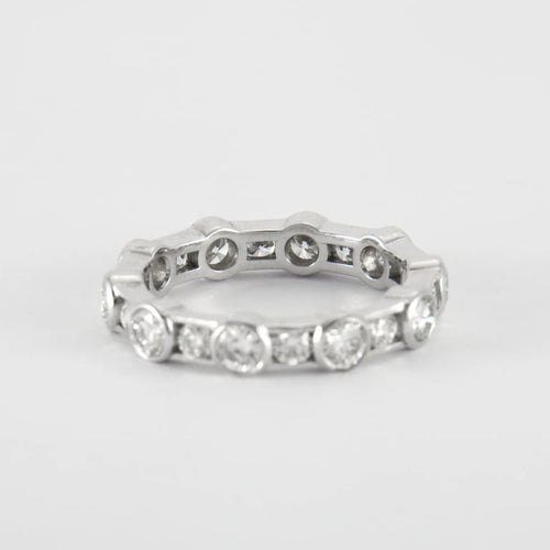 Bague 52 Bague en Or Blanc & diamants 58 Facettes