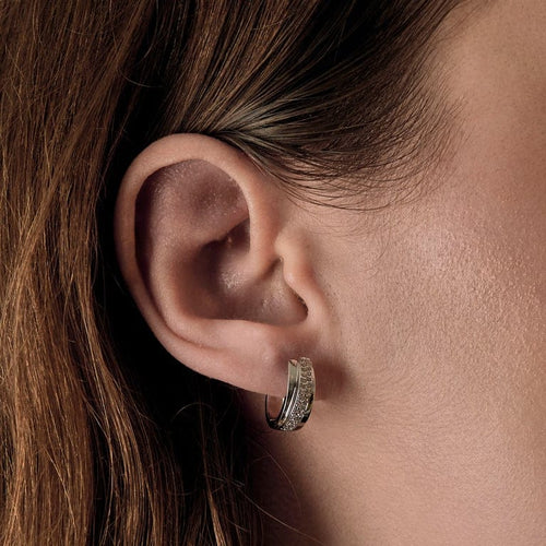 Paire d'anneaux d'oreilles en or blanc et diamants 58 Facettes ALE5012X2