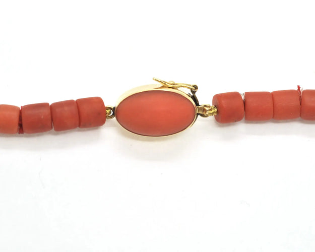 Collier Collier en corail Aka et corail de Sardaigne, fermoir en or 18 ct 58 Facettes 13737