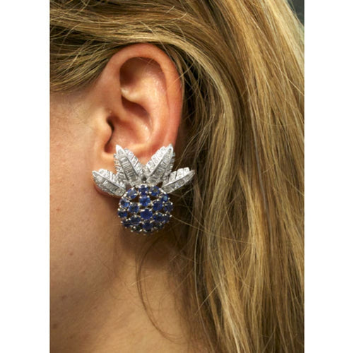 Boucles d'oreilles Boucles d'oreilles en or blanc, saphirs et diamants 58 Facettes 26303