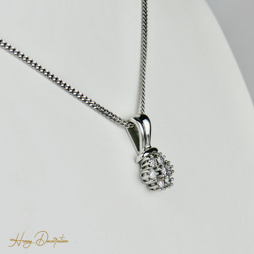 Pendentif Pendentif en or blanc 14 carats en forme de fleur, diamants 58 Facettes 2313