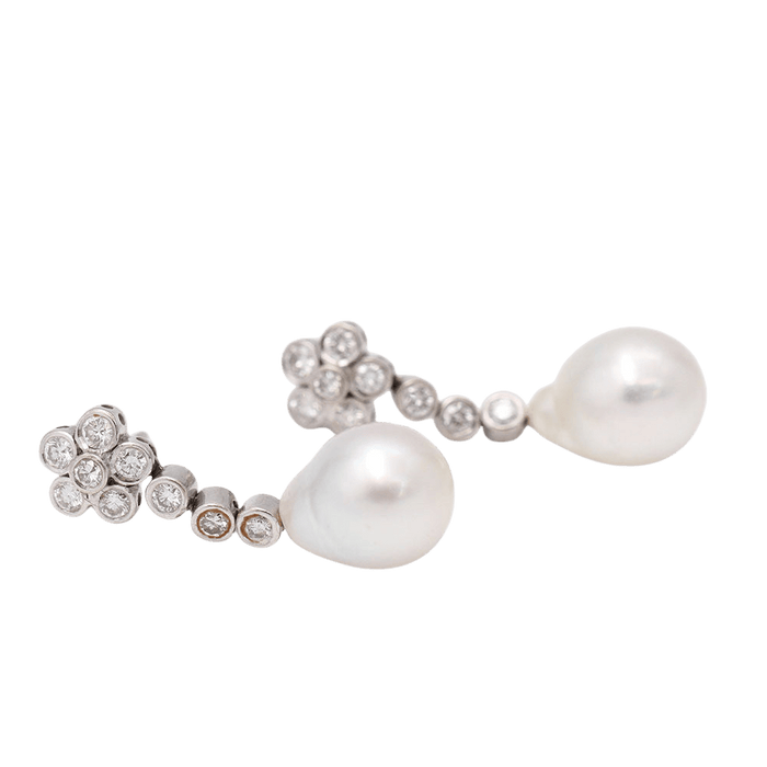 Boucles d'oreilles Boucles d'oreilles avec perle d'Australie et diamants 58 Facettes D359536JC