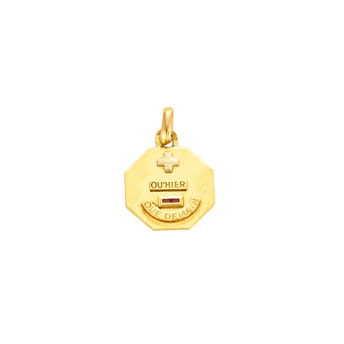 Pendentif AUGIS -Médaille d'amour hexagonale or jaune et rubis 58 Facettes