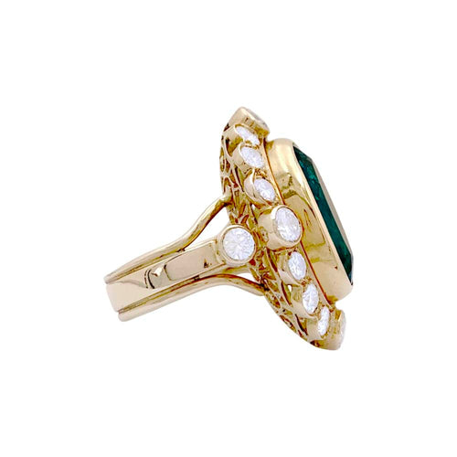 Bague 54 Bague en or jaune 750 avec émeraude et diamants 58 Facettes 35102