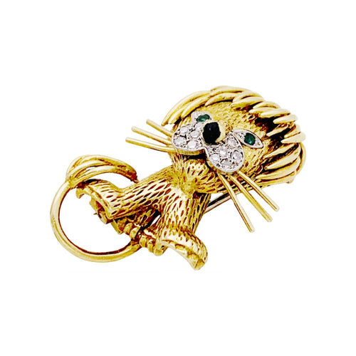 Boucles d'oreilles Van Cleef & Arpels Lion ébouriffé - Clip en or jaune, diamants et émeraudes 58 Facettes 35142