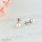 Boucles d'oreilles Boucles d'oreilles puces perles en or jaune 18K 58 Facettes 1949