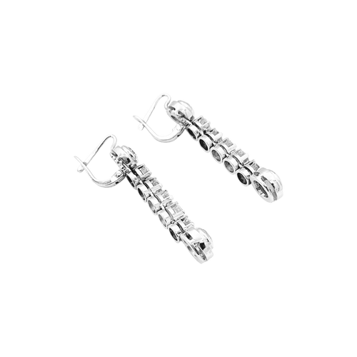 Boucles d'oreilles Boucles d’oreilles pendantes en or blanc 750 et diamants 58 Facettes 34756