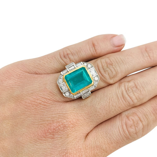 Bague 55 Bague en or jaune et or blanc 750 émeraude et diamants 58 Facettes 30866
