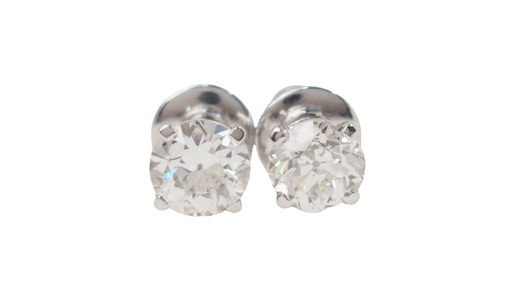 Boucles d'oreilles Puces d'oreilles Or blanc Diamants 58 Facettes 32439