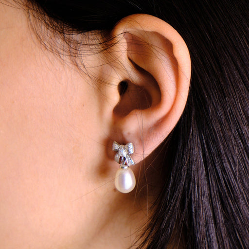 Boucles d'oreilles Boucles D'oreilles Nœud Perles et Diamants 58 Facettes DV0305-3