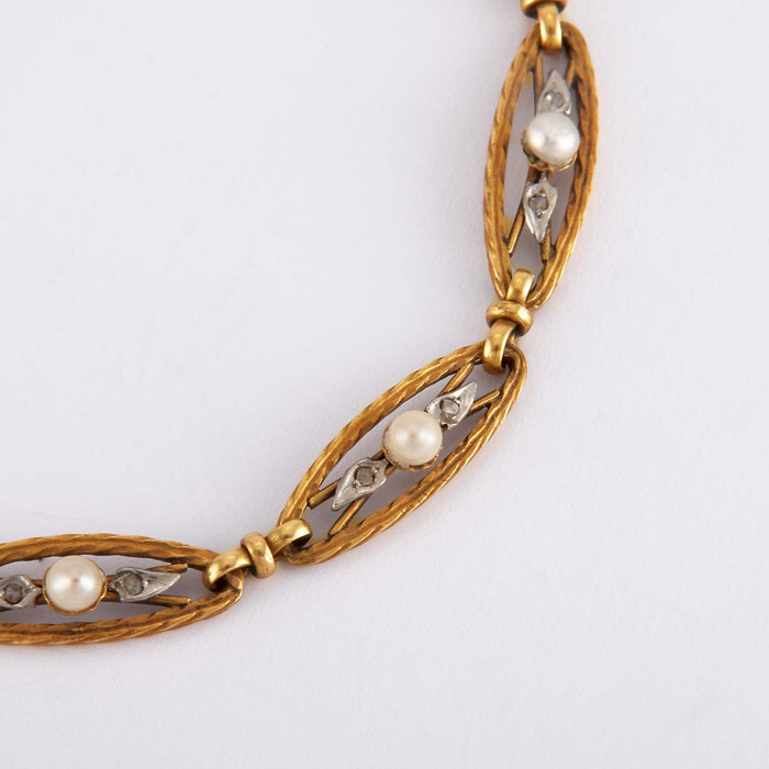 Bracelet Longueur : 18 cm / Jaune / Or 750 Bracelet Fin XIXème Or perles et diamants 58 Facettes 190158R