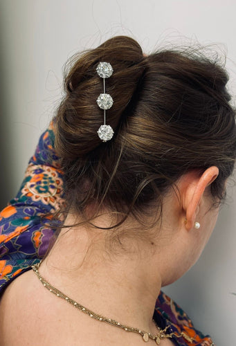 Broche Or Gris 3 Diamants Serti Griffes 58 Facettes DV0393-2