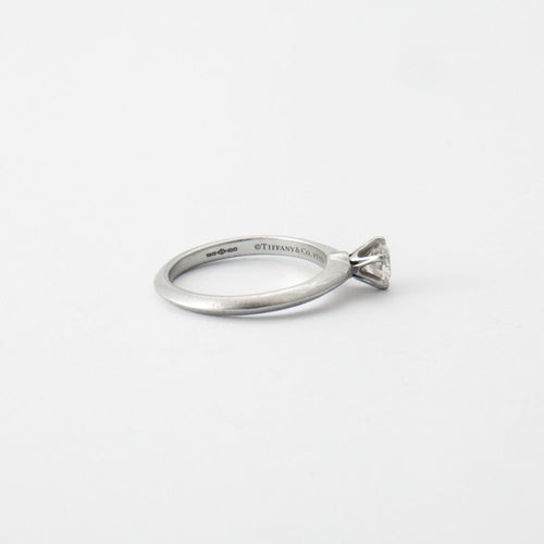 Bague 51 TIFFANY & CO- Bague solitaire en platine 58 Facettes DV0246-1