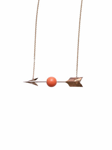 Collier Collier flèche ancien or et corail 58 Facettes