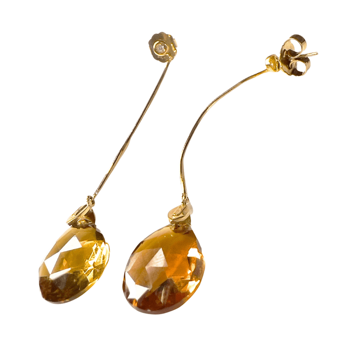 Boucles d'oreilles BOUCLES D'OREILLES MODERNES EN OR DU 20ème siècle avec DIAMANTS et GOUTTE CITRINE 58 Facettes Q983A