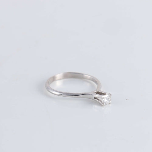Bague 49 Bague Solitaire 0.16ct 58 Facettes FM104