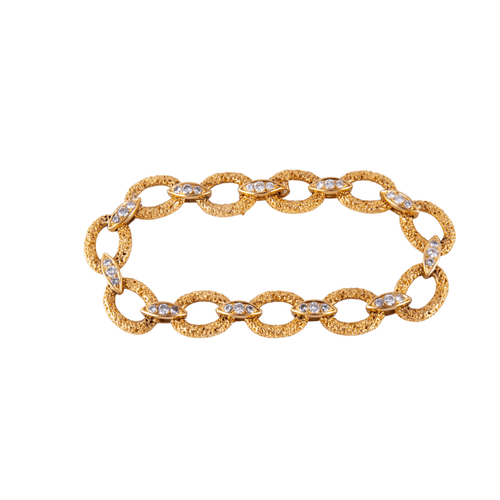 Bracelet or jaune, maillons texturés et diamants 58 Facettes