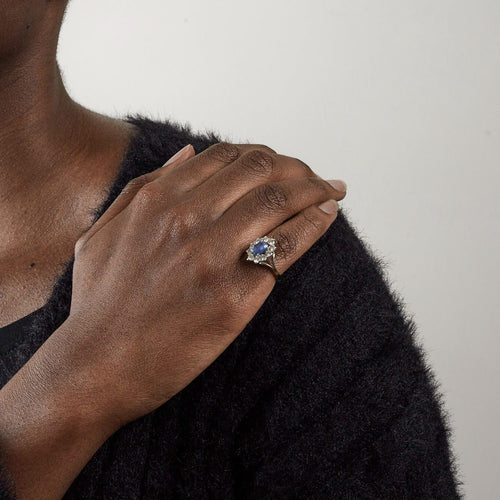 Bague Bague marguerite en or gris, saphir et diamants 58 Facettes DV0497-6