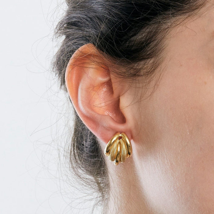 Boucles d'oreilles Boucles d'oreilles en or jaune godronné. 58 Facettes DV1453-5