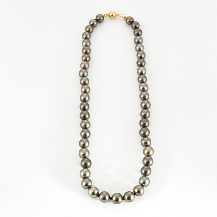 Collier Collier de perles grise de Tahiti. Fermoir en or jaune. 58 Facettes DV2336-1
